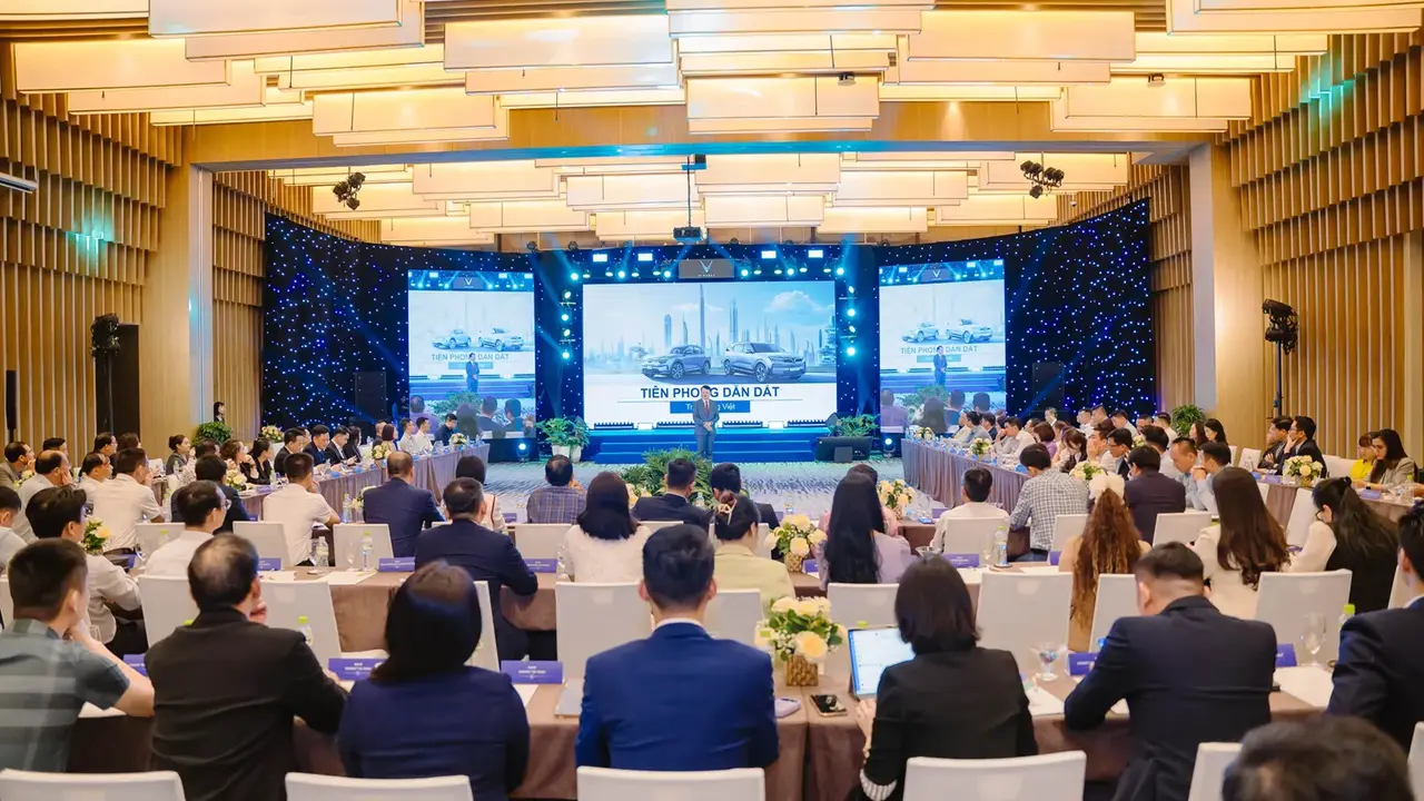 Tổ chức Hội Nghị Hội Thảo, Tour MICE - VietTeam